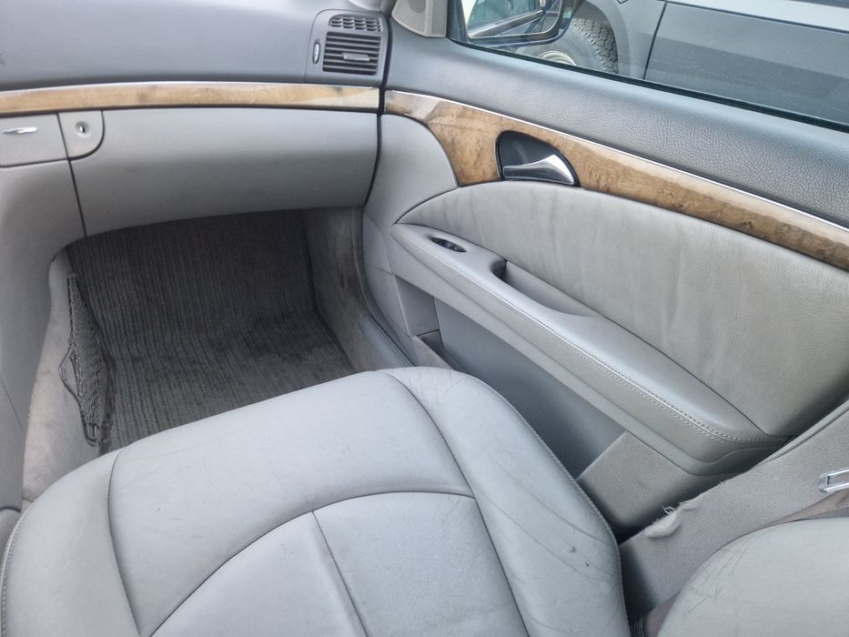 Mercedes Benz w211 3.2