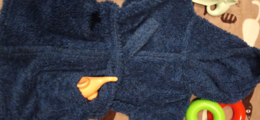 Продам халат детский