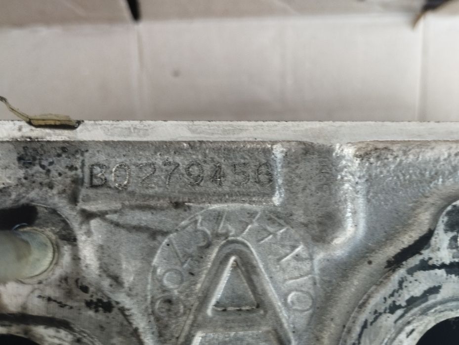 Гбц головка блока Пежо форд цітроен 1.4 hdi tdci