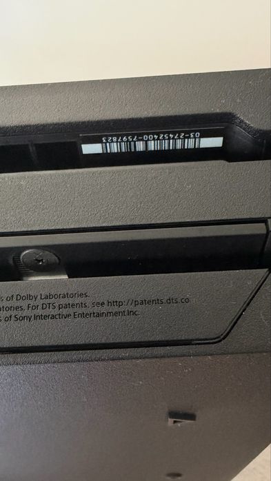 Sony playstation 4 pro e conjunto de 4 jogos