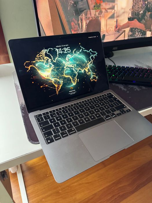 MacBook Air M1 (8gb 256gb)