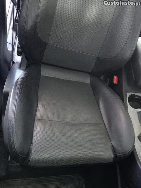Vendo Ford s max Titanium 1.8 tdci com 7 lugares