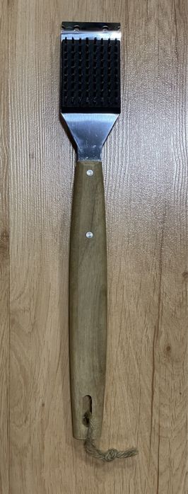 Szczotka do czyszczenia rusztu grilla