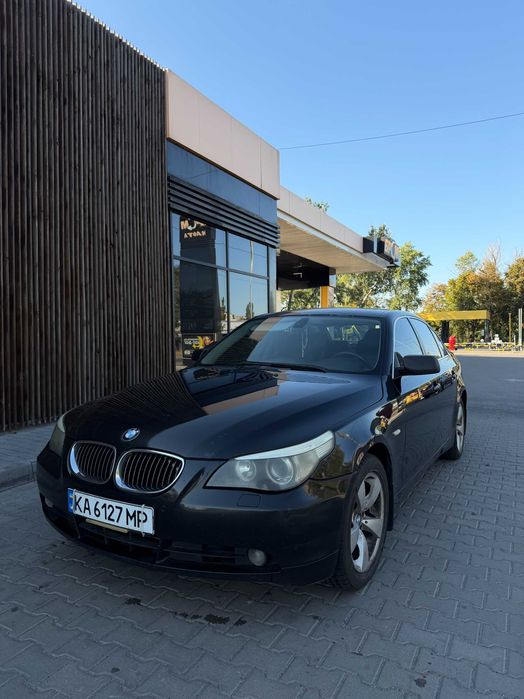 продам авто BMW е60 2005 525i  218л.с.