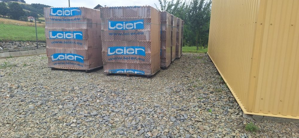 Pustak ceramiczny leier