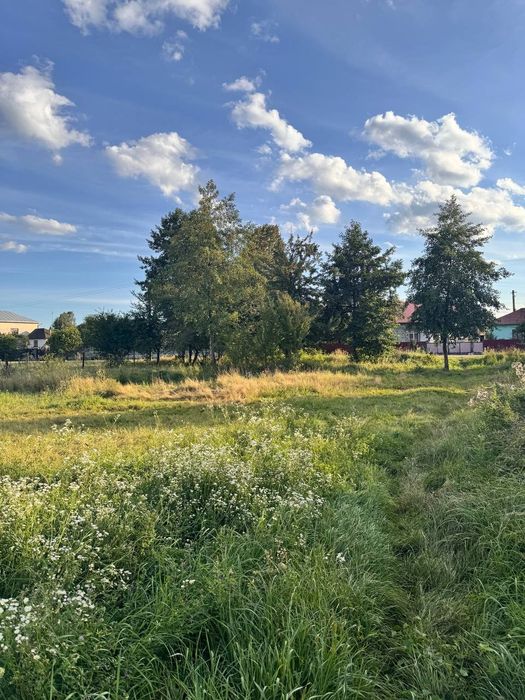 Продається земельна ділянка під будівництво