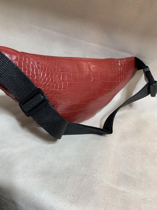 Sprzedam  czerwoną nerkę