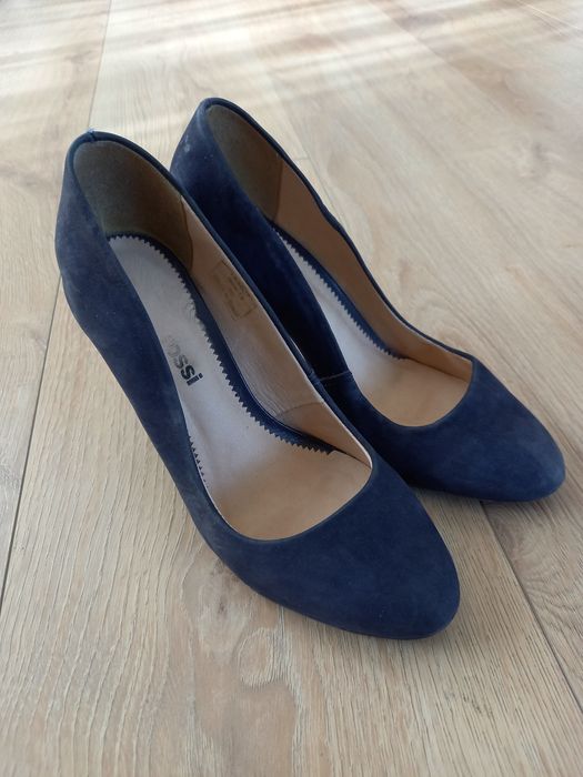 Buty Gino Rossi zamszowe roz. 36
