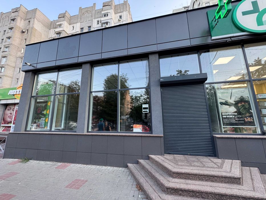 Фасадне приміщення по бул. Шевченка