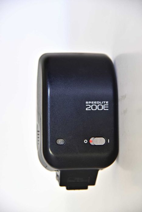 Lampa błyskowa Canon Speedlite 200E