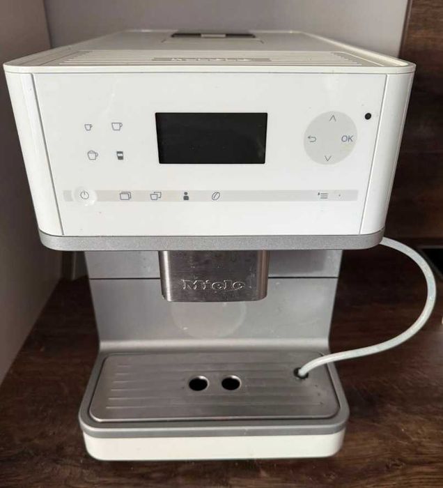 MIELE CM 6100 EKSPRES DO KAWY Kawiarka Biały Bezpłatna Wysyłka