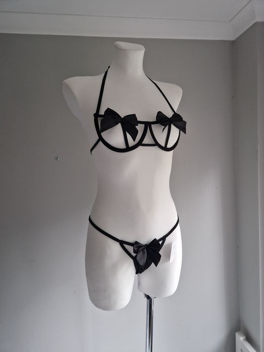 Seksowny komplet bielizny czarne kokardki
