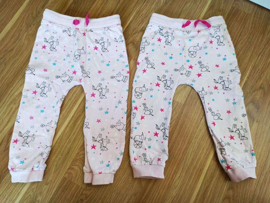 Spodnie dla blizniaczek r.92