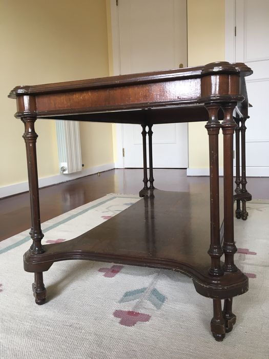 Mesa em madeira vintage