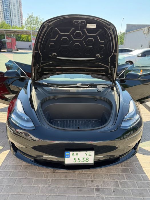 Tesla model 3 2022 AWD