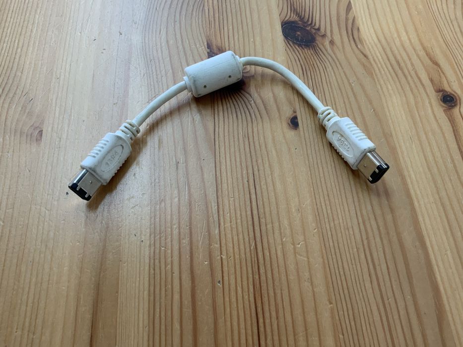 Cabos firewire varios