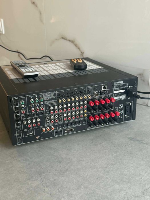 Yamaha RX-V3900 Amplituner, 7.1, 200W x 7, piloty/Komis Krzysiek