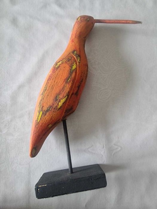 Figura Decorativa - Escultura em Madeira