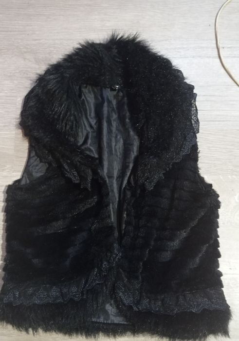 Жилетки меховые. Лиса , кролик. Дублёнки