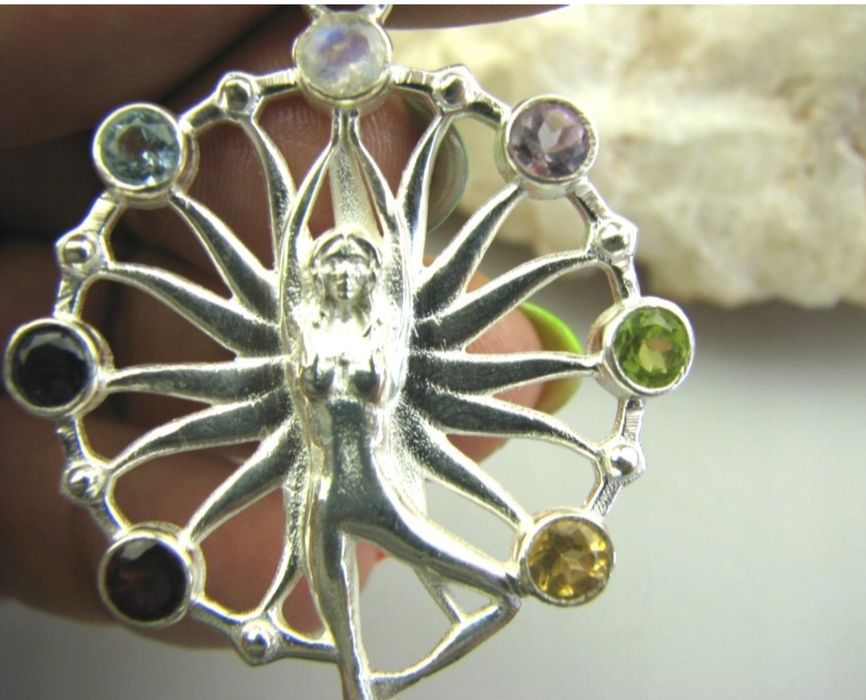 Ażurowy Amulet Wisior   Yoga , zawieszka Czakry