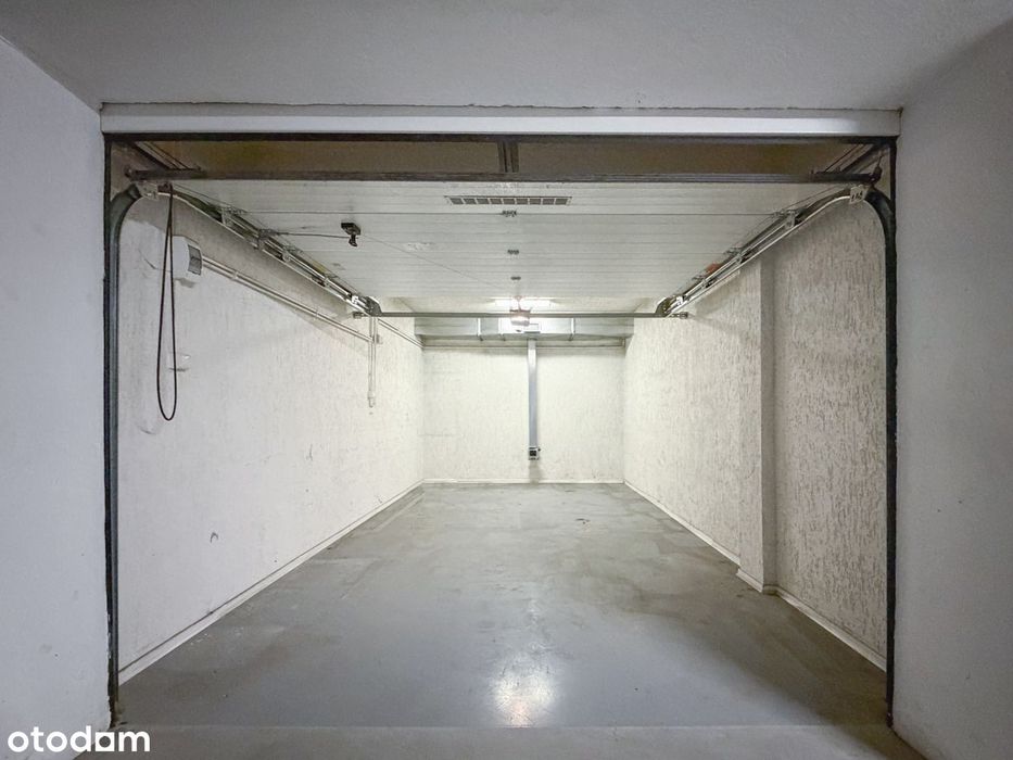 Garaż w parkingu podziemnym Pochyła 5