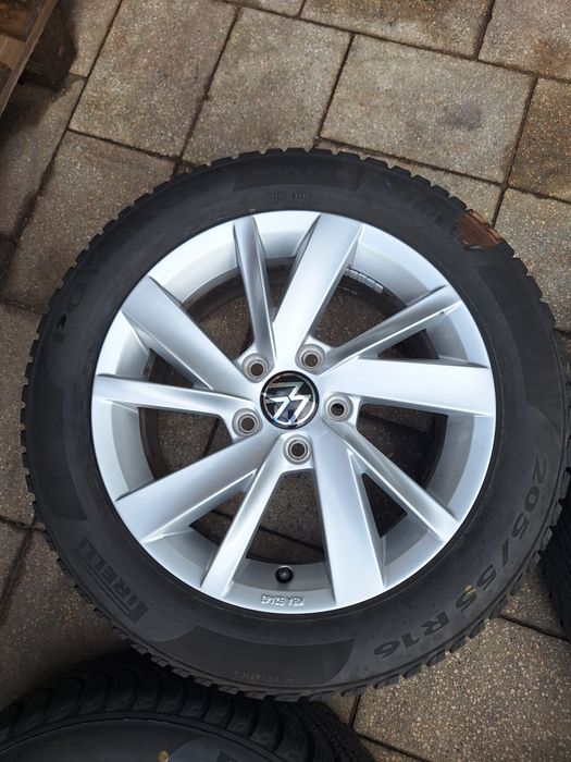 Koła zimowe VW Golf Caddy touran 205 55 r16