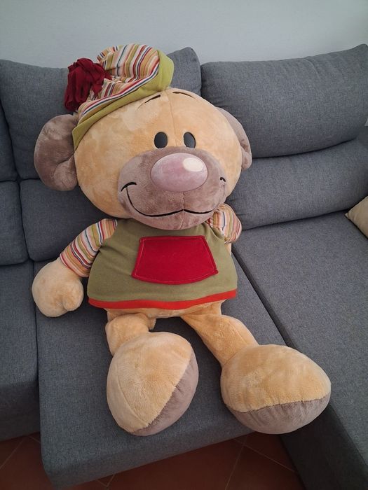 Urso de peluche grande