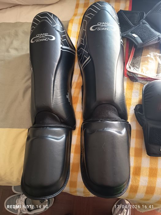 Conjunto de artes marciais e boxe