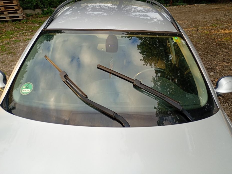 Szyba przednia BMW E90 E91