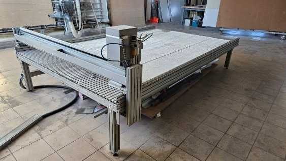 Ploter frezarka CNC 200 x 300 cm