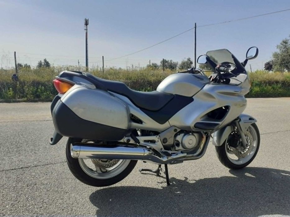 Honda Deauville 650