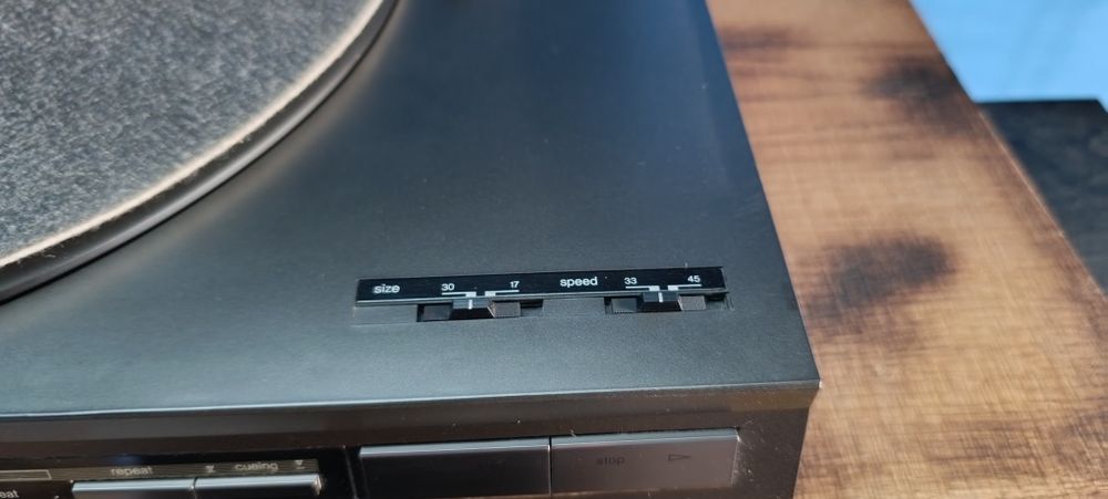 Вініловий програвач Technics SL-L20