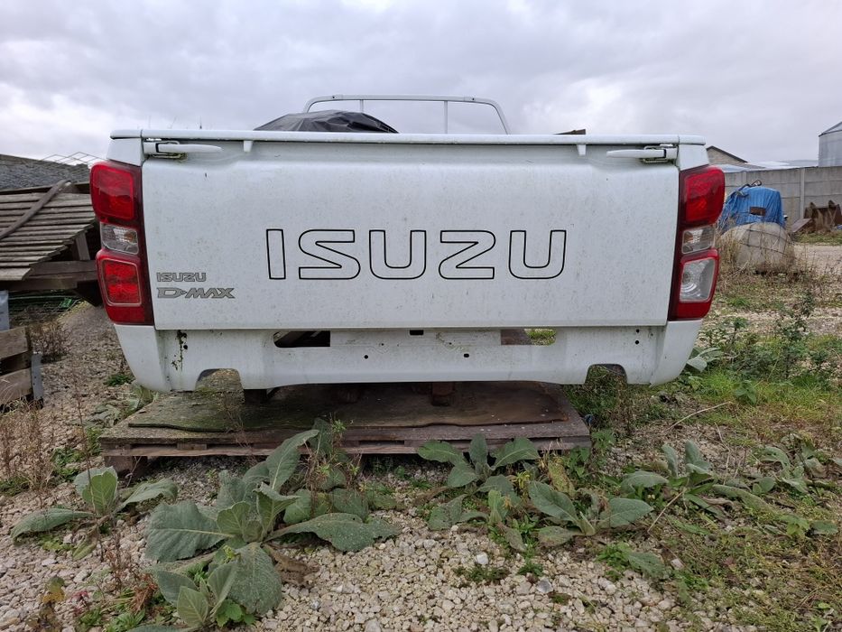 Isuzu d max paka nowa skrzynia ladunkowa hilux ranger dluga