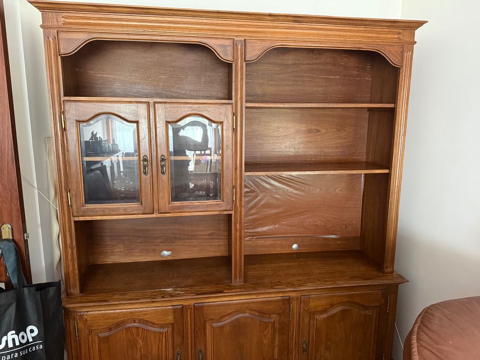 Móvel vitrine de sala