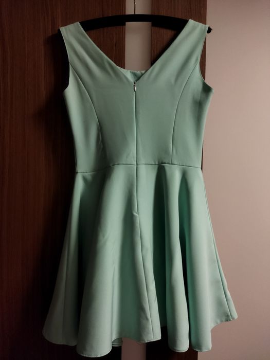 Miętowa sukienka
