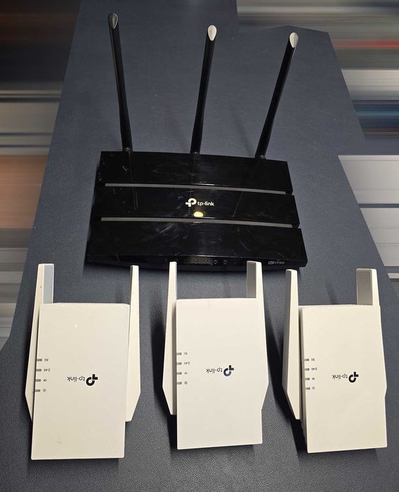 Pack Rede – Router TP-Link Archer C7 + 3x Range Extender AX1500