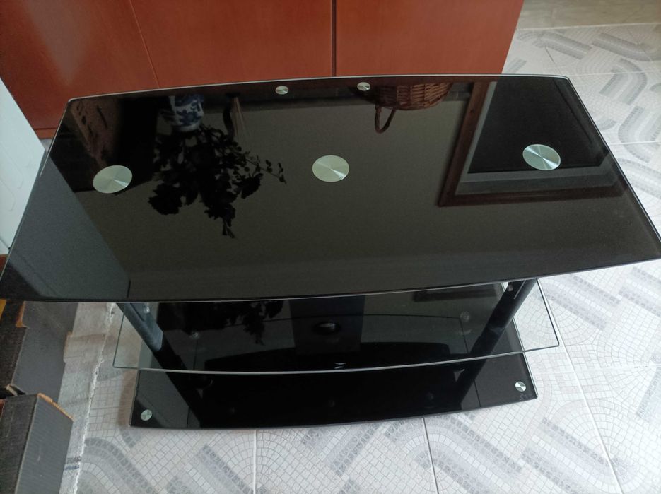 Móvel em vidro TV