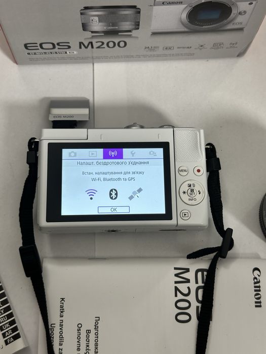 Canon Powershot EOS M200 Новий