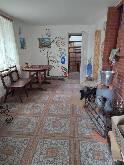 дом-дача, берег лимана, до моря 5 км.