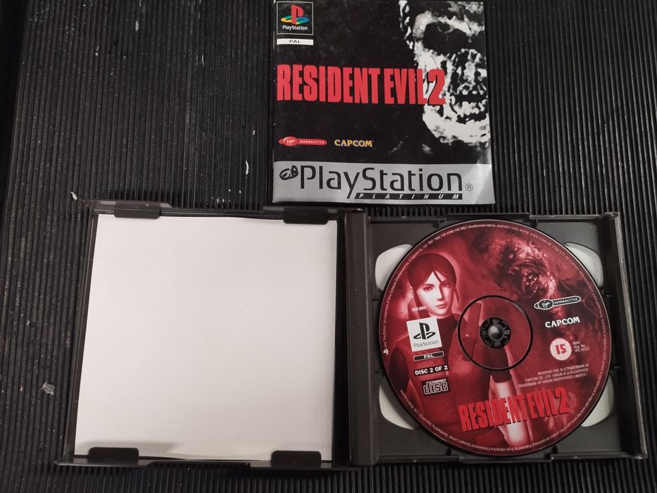 Residente Evil 264585765401985121