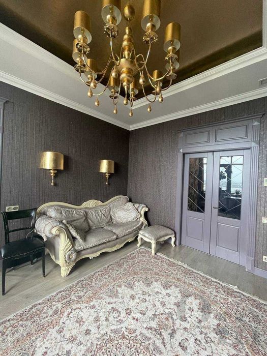 Продам розкішну квартиру в ЖК Славія з видом на річку Дніпро.