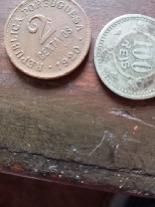 Moedas e notas antigas