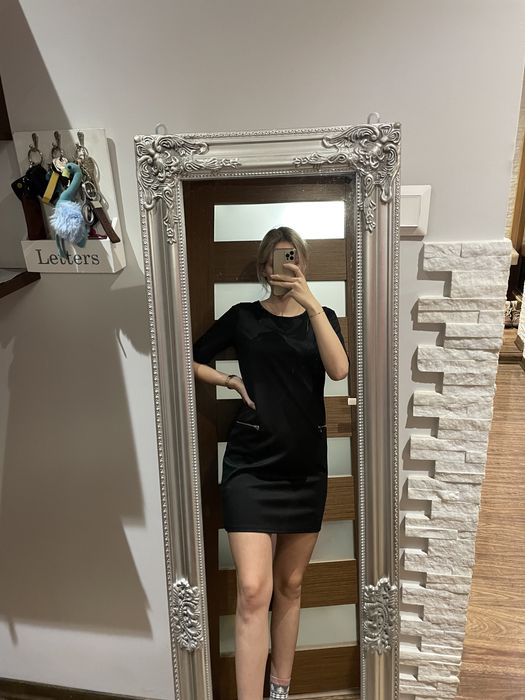 Nowa sukienka z metką