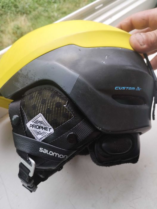 Sprzedam kask narciarski