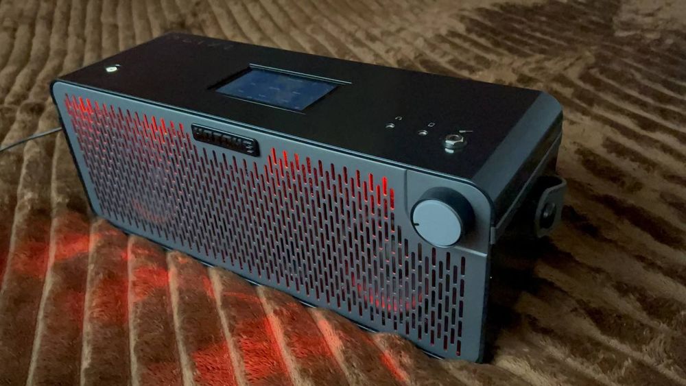 Комбоусилитель HOTONE  Pulze Eclipse 30 ват