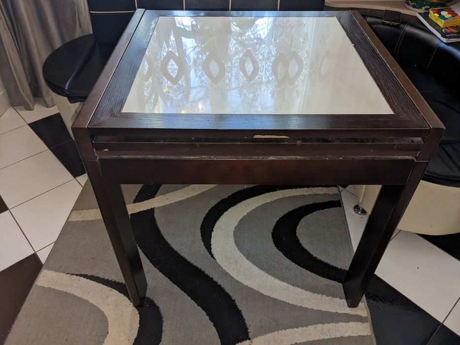 Продам кухонний стіл