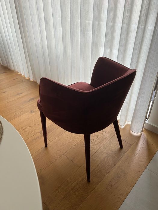 3 Cadeiras de Jantar AM.PM Leos em Veludo Vermelho