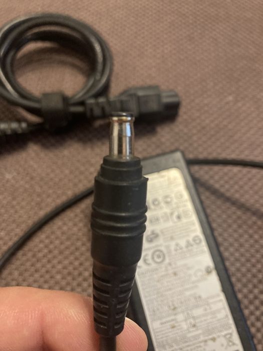 Zasilacz ladowarka do laptopa Samsung