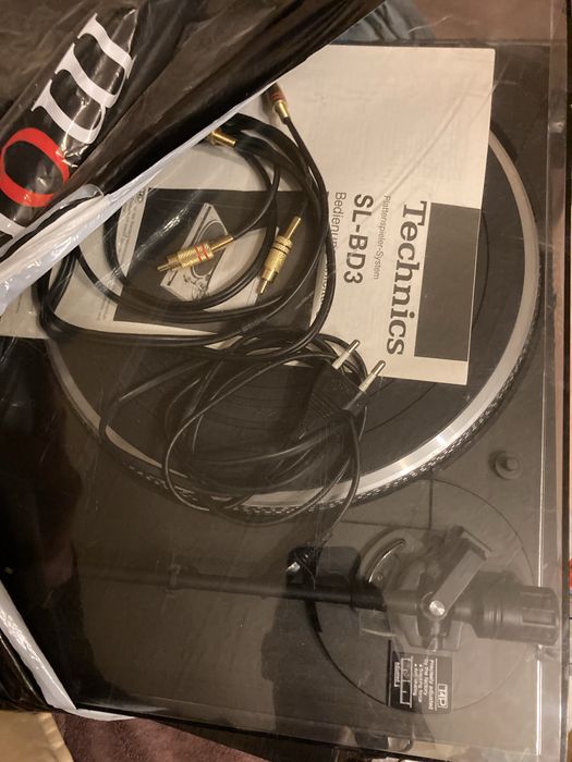 Gramofon Technics SL-BD3