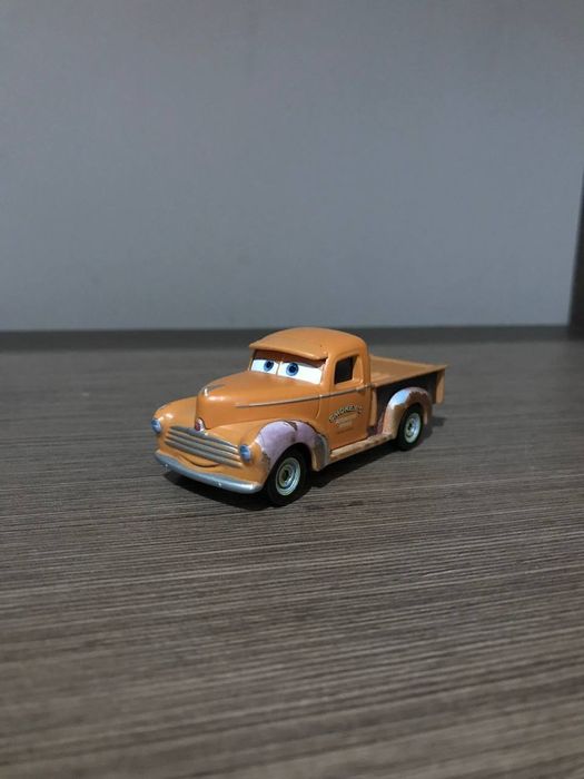 Smokey cars 3 samochód